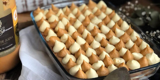 Tiramisú con crema de turrón de Jijona ¿A quién no le gusta el tiramisú? Se hace en un periquete y además cuenta con un ingrediente muy especial.