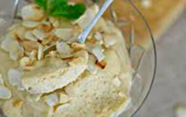 Mousse de turrón de Jijona y almendras tostadas Mousse de turrón y almendras